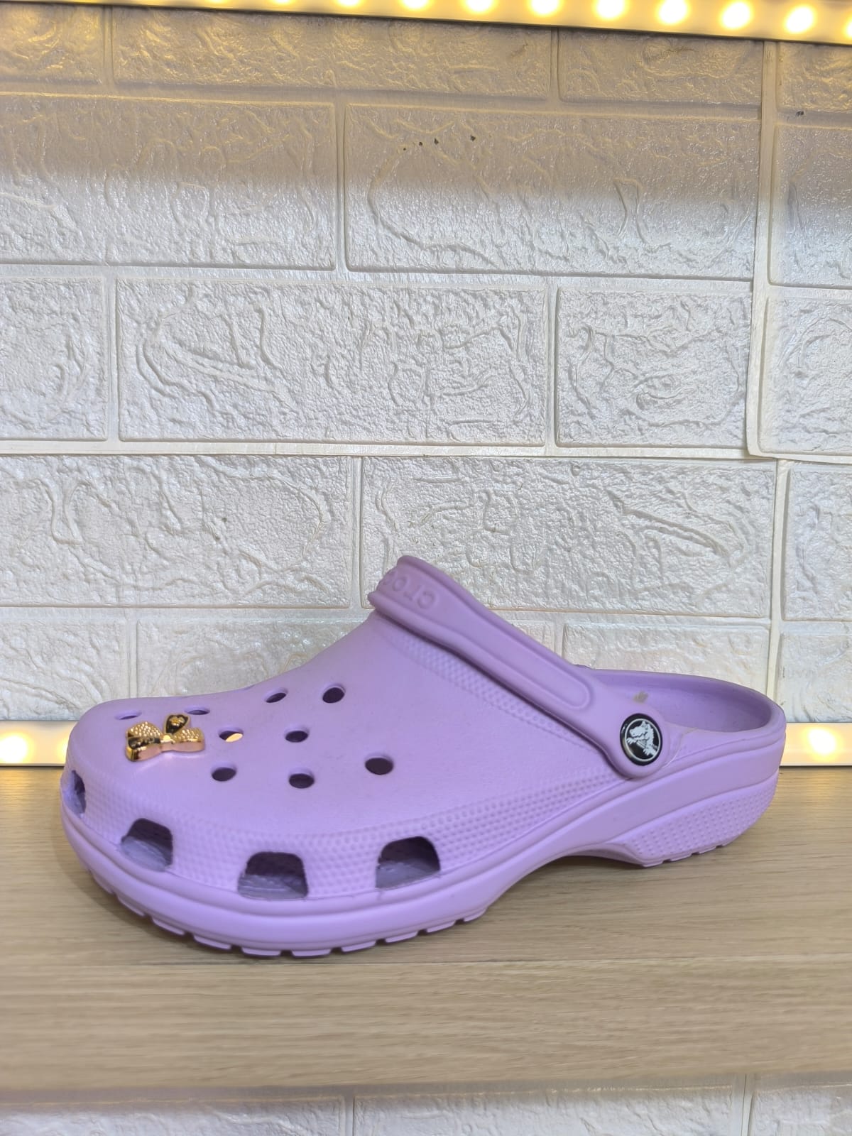CROCS FLAT-FLAT LILAC M4-M11-berkah, sehat, bahagia selalu. Senyum aja dulu