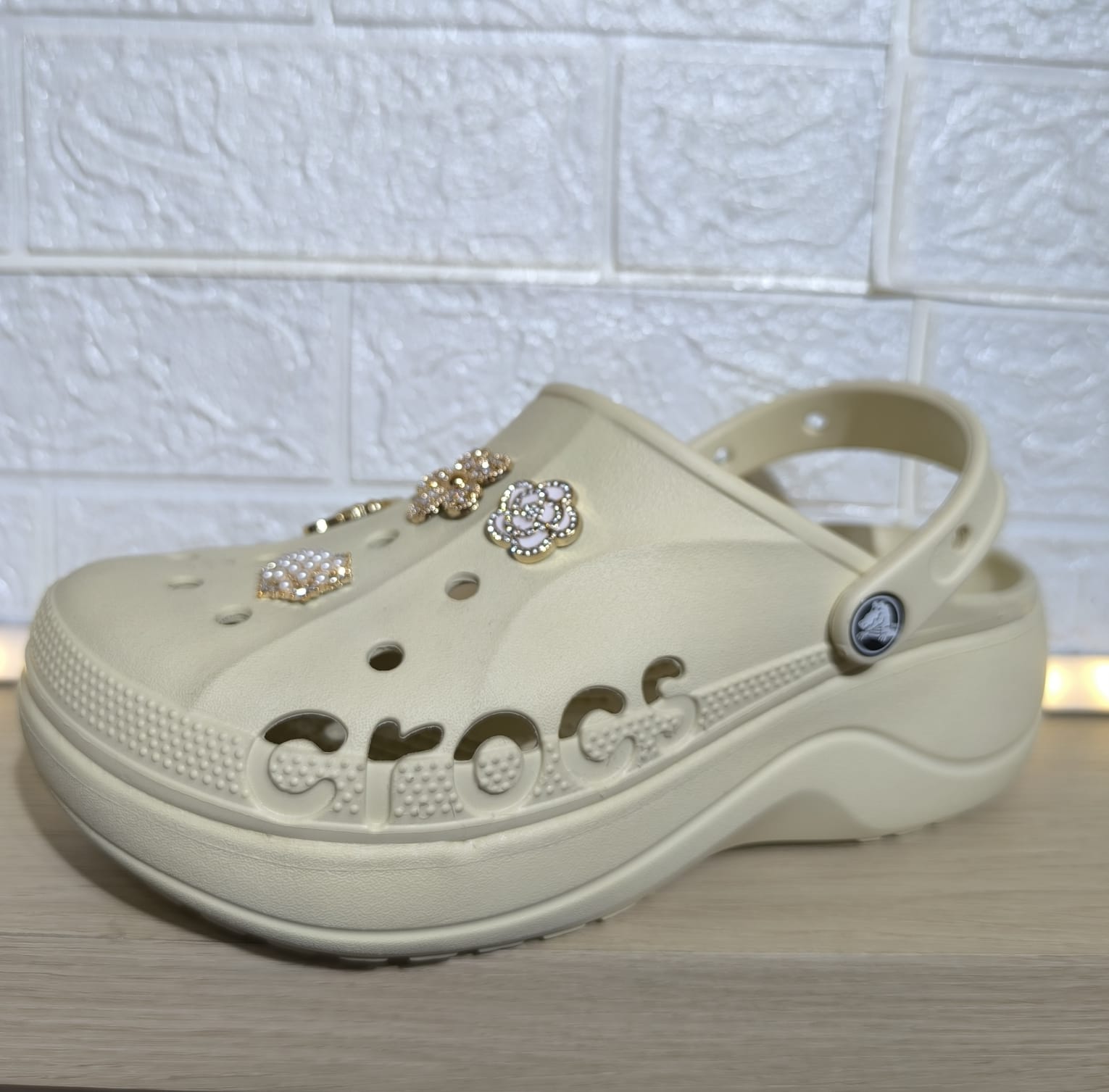 PLATFORM BAYA 5,5CM-BAYA PLATFORM 5,5CM BEIGE-berkah, sehat, bahagia selalu. Senyum aja dulu