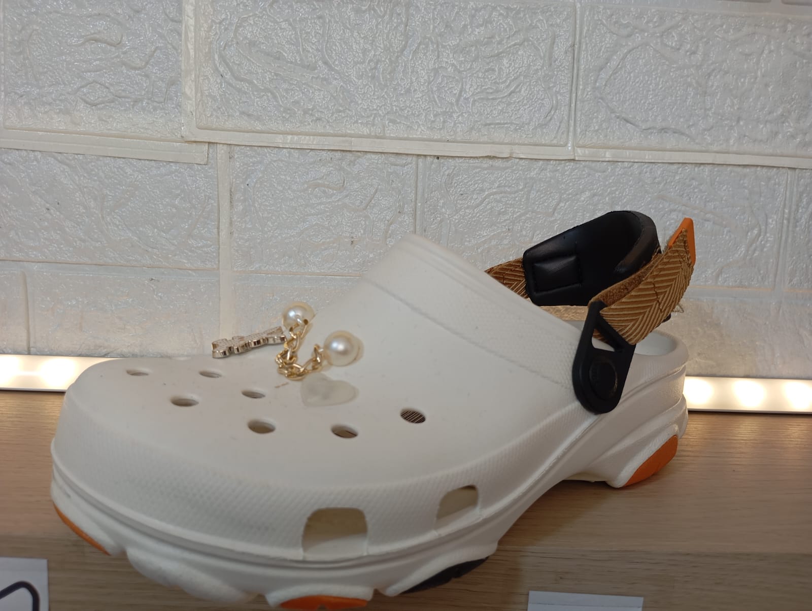 ALL TERRAIN CLOG-ALL TERRAIN CLOG WHITE M4-M11-berkah, sehat, bahagia selalu. Senyum aja dulu