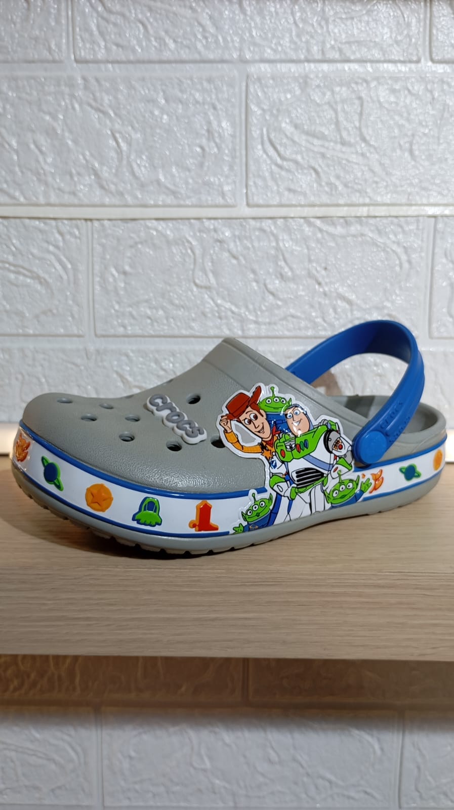 SANDAL ANAK-TOY STORY C8-J3-berkah, sehat, bahagia selalu. Senyum aja dulu