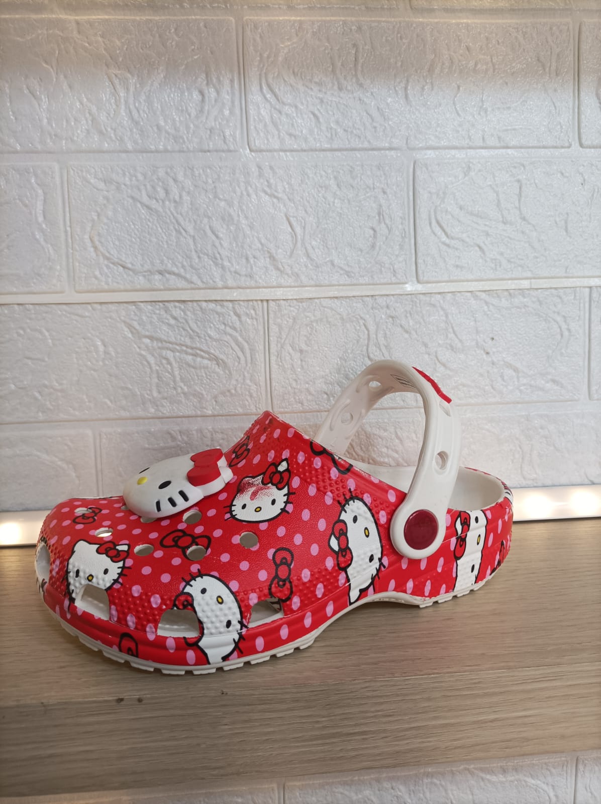 SANDAL ANAK-HK MERAH C8-J3-berkah, sehat, bahagia selalu. Senyum aja dulu