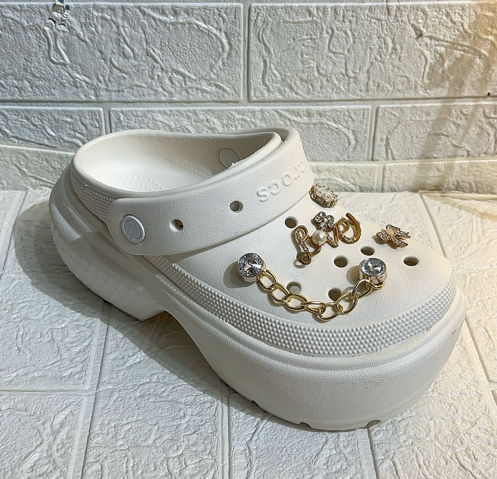 STOMP CLOG-STOMP WHITE M3-M7-berkah, sehat, bahagia selalu. Senyum aja dulu