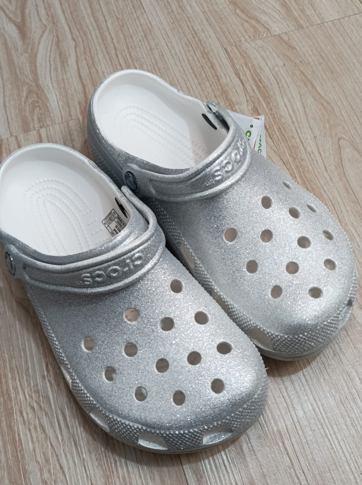 GLITTER FLAT-GLITTER FLAT SILVER M4-M7-berkah, sehat, bahagia selalu. Senyum aja dulu