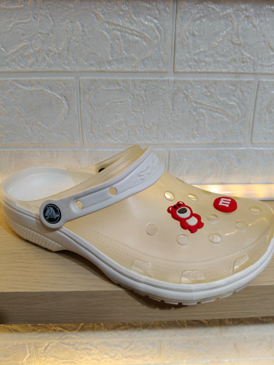 TRANSLUCENT CLOG-TRANSLUCENT WHITE M3-M7-berkah, sehat, bahagia selalu. Senyum aja dulu