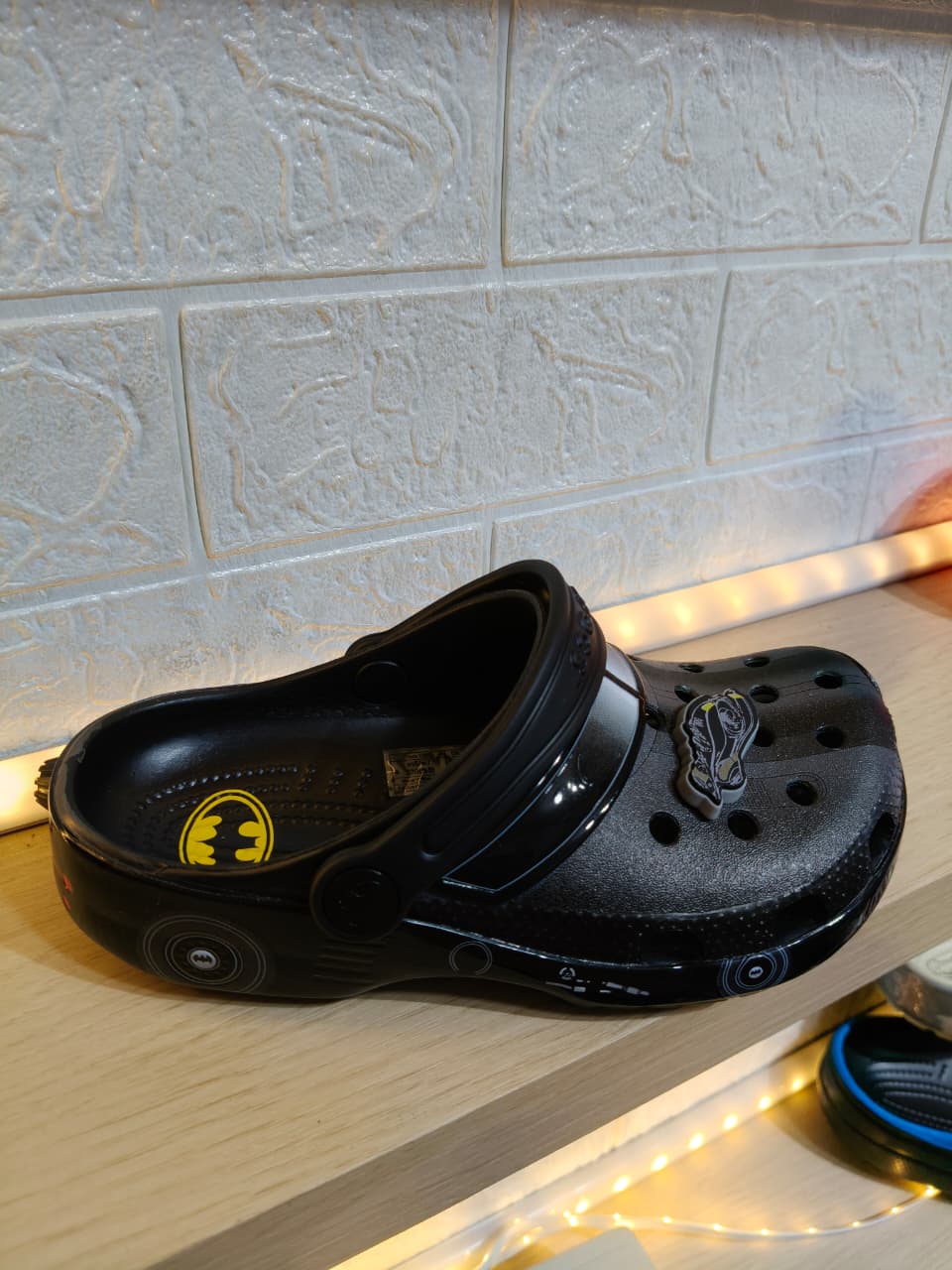 SANDAL ANAK-BATMAN KIDS C7-J3-berkah, sehat, bahagia selalu. Senyum aja dulu